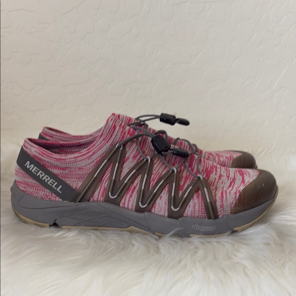 Merrell Women's Pink Athletic Shoes. 9.5